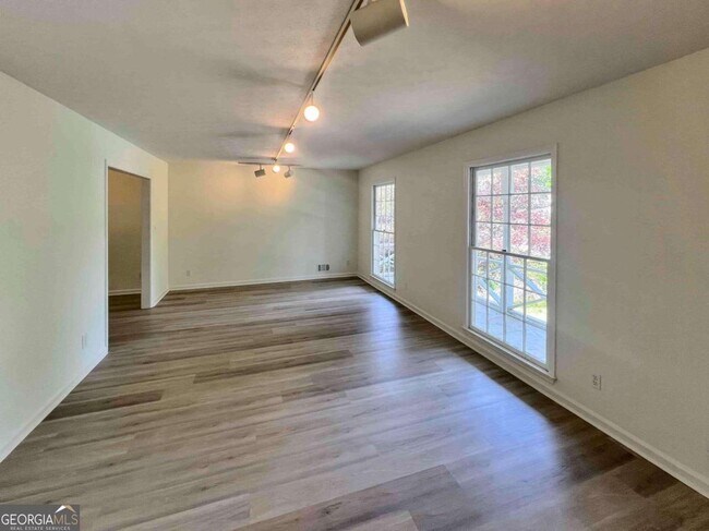 Foto del edificio - 2421 Brandy Turk Way