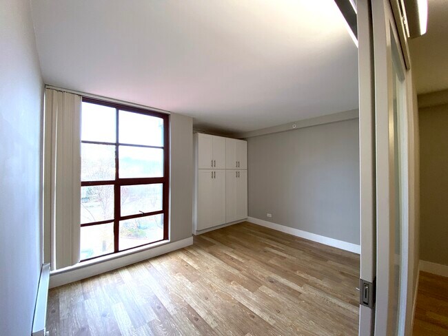 Foto del edificio - 1489 Webster St