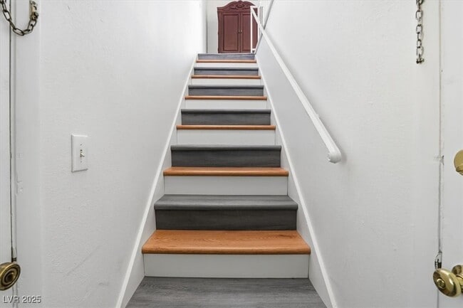 Building Photo - 1454 Elizabeth Ave