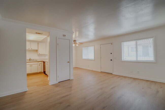 Foto del edificio - 12214 Orchid Ln