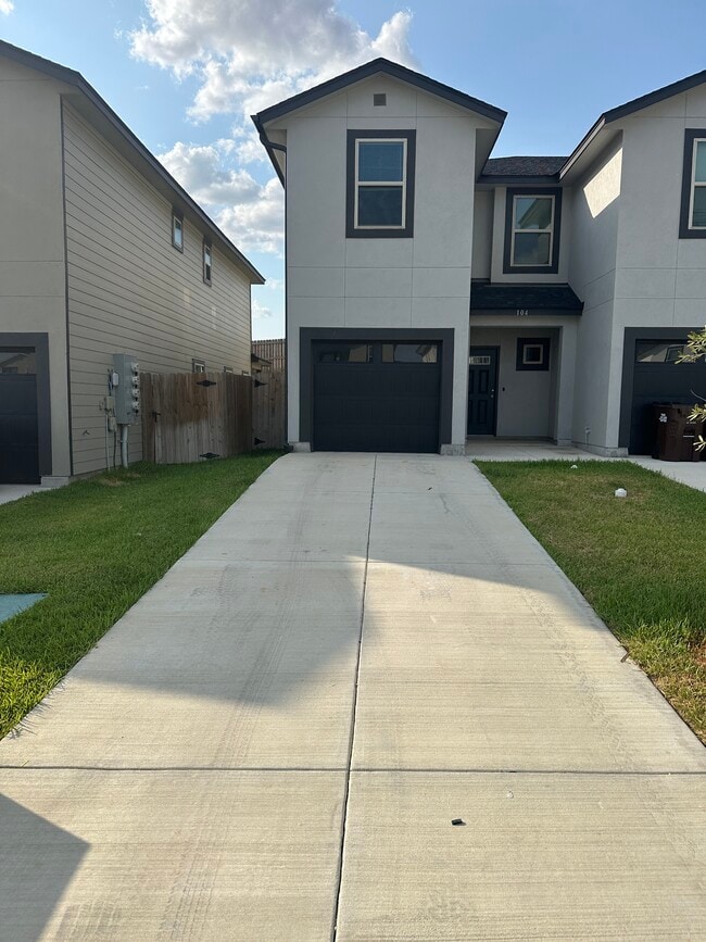 Photo - 8415 V. Verona Townhome