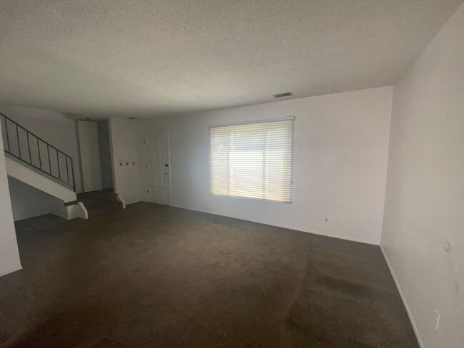 Foto del edificio - Nice 3 bedroom townhome in Aurora