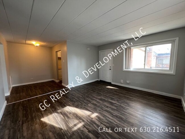 Foto del edificio - 342 Wilson Ave