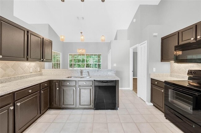 Building Photo - 2614 Gilsom Ct