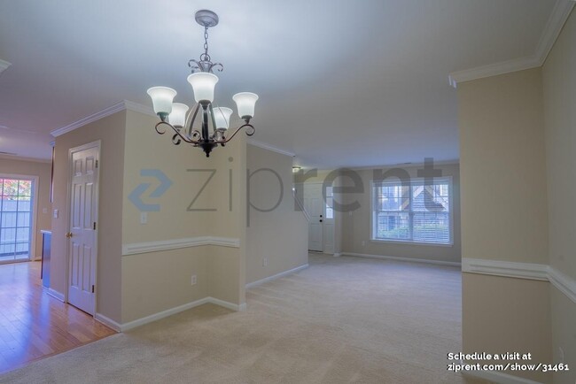 Foto del edificio - 1322 Legacy Greene Ave