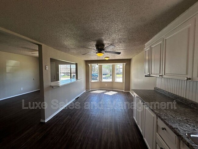 Foto del edificio - 3103 SE 19th St