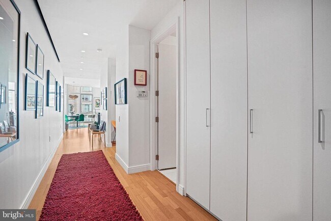 Foto del edificio - 1177 22nd St NW