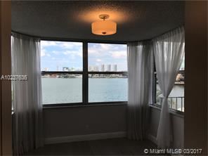 Foto del edificio - 16570 NE 26th Ave