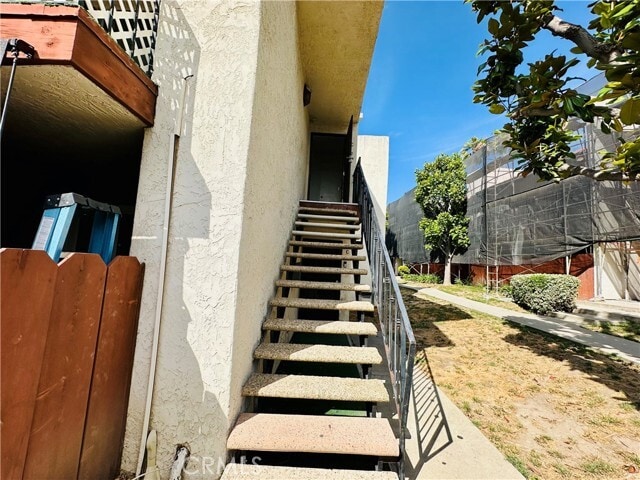 Building Photo - 23641 Golden Springs Dr