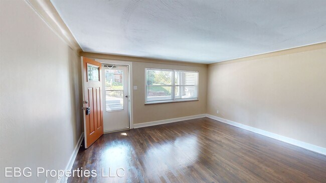 Building Photo - 3 br, 1.5 bath House - 931 Hilltop St