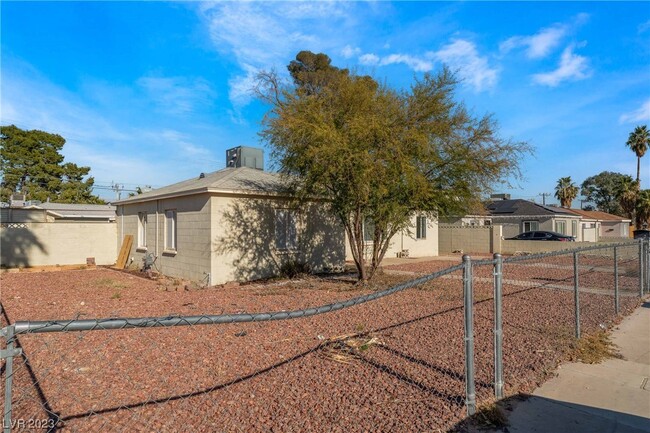 Building Photo - 4306 Baxter Pl