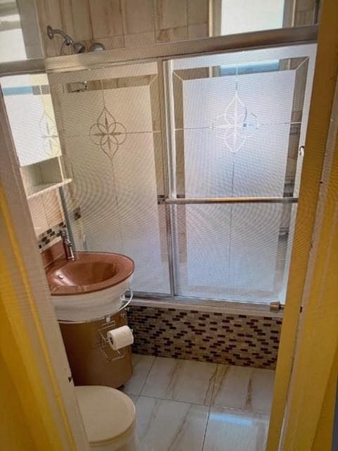 Foto del edificio - 2727 Ocean Pkwy