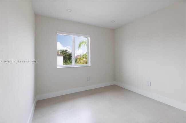 Building Photo - 8713 SW 214th St