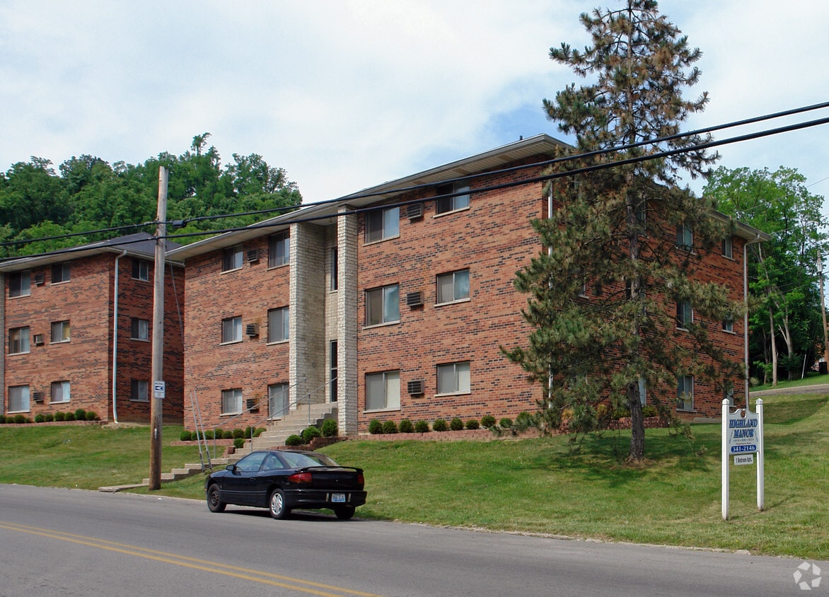 Highland Manor Apartments in Covington, KY