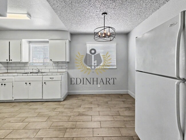 Foto del edificio - 3948 E Woodward Ave
