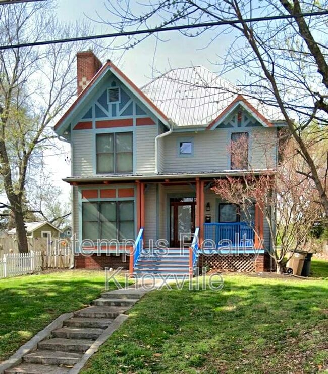 Building Photo - 229 Deaderick Ave