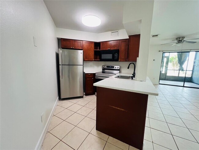 Building Photo - 3941 Atrium Dr