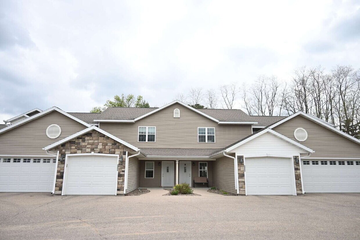 Foto principal - 3301 Echo Dells Ave