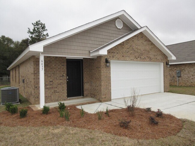 Building Photo - Excellent 3 Bedroom in Milton