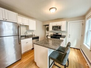 Building Photo - 62 L St