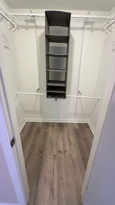 Foto principal - 2 Bed Condo Near O'Hare
