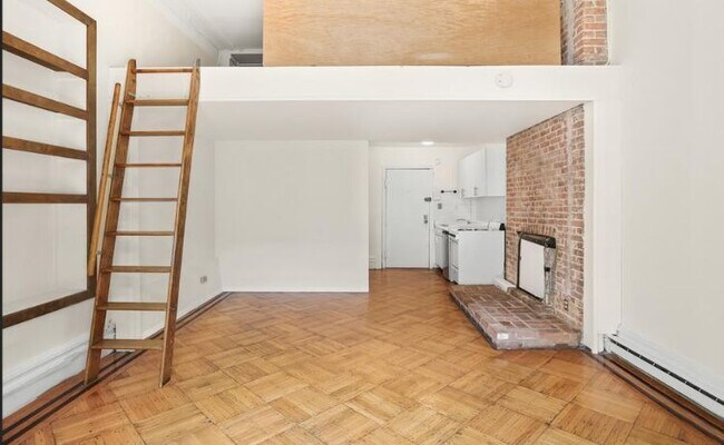 Building Photo - 144 E 37th St