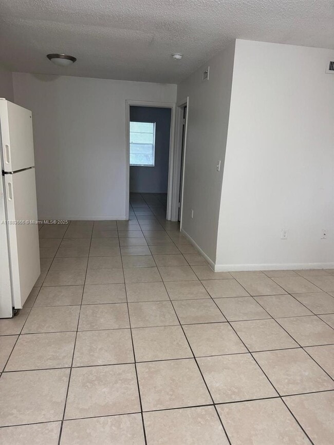 Building Photo - 2401 Van Buren St