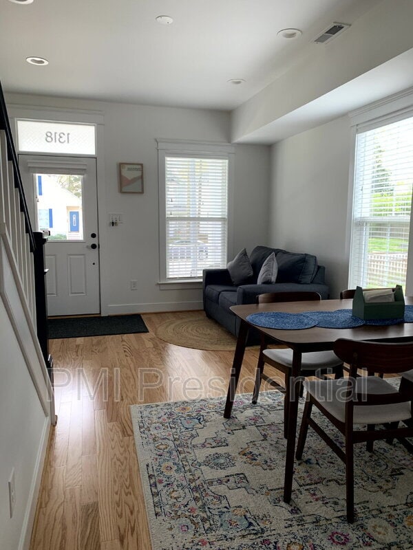 Foto del edificio - 1318 N 34th St