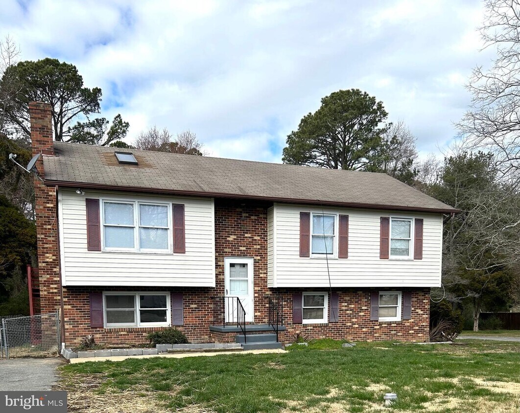 12995 Barreda Blvd, Lusby, MD 20657 House Rental in Lusby, MD