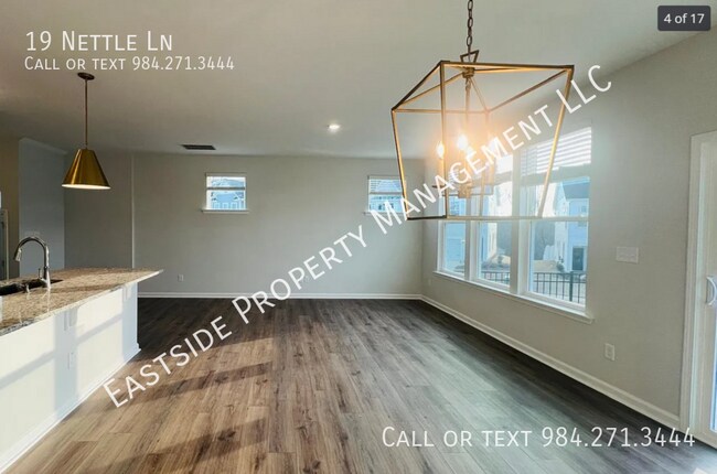 Foto del edificio - 19 Nettle Ln