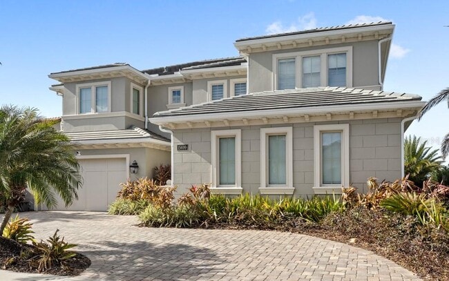 Foto del edificio - 15699 Panther Lake Dr