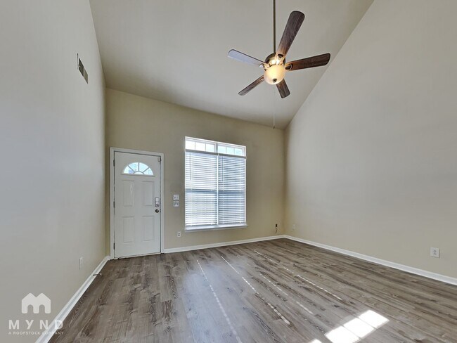 Foto del edificio - 5146 Brooktree Dr