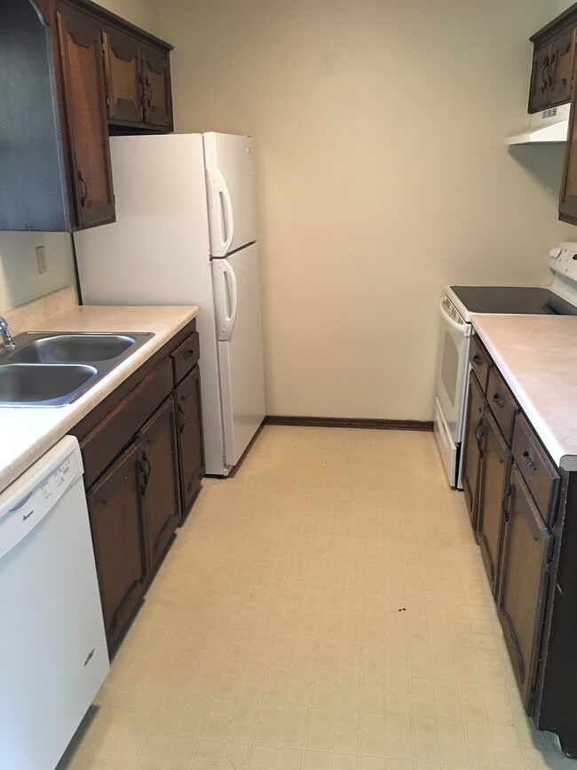 Foto del edificio - 2339 N Rutland Ct