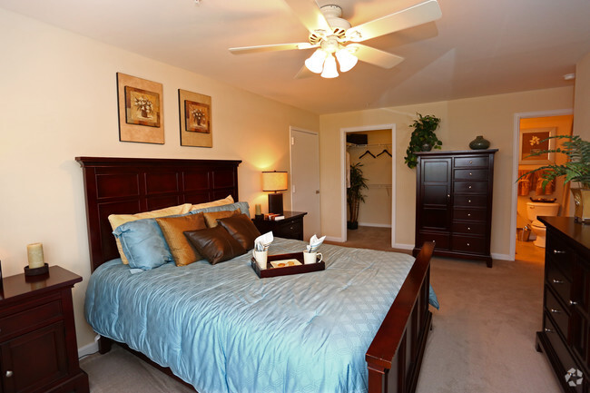 Foto del diseño de interior - The Summit at Owings Mills Apartments