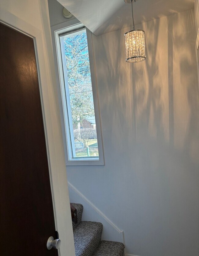 806 Harvard St, Wilmette, IL 60091 Condo for Rent in Wilmette, IL