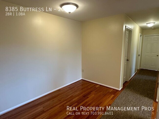 Building Photo - Qualify for a zero deposit? Minutes to VRE...
