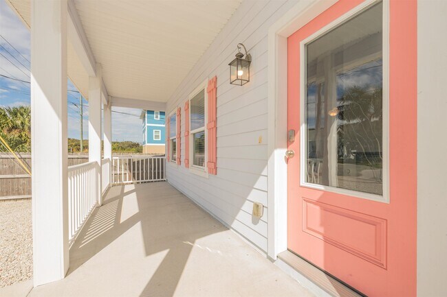 Foto del edificio - 6832 Middleton Ave