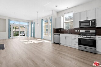 Building Photo - 13020 Pacific Promenade