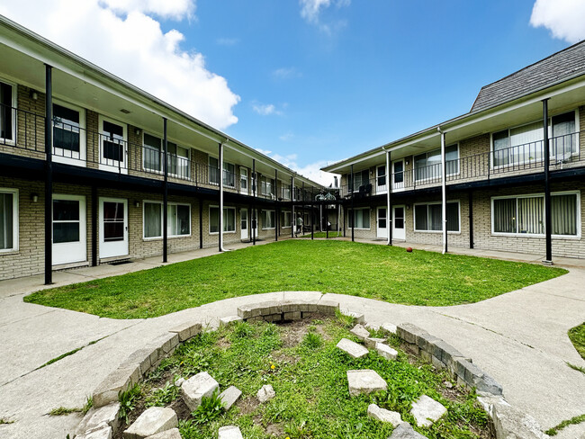 Foto del edificio - Stanley Manor Apartments