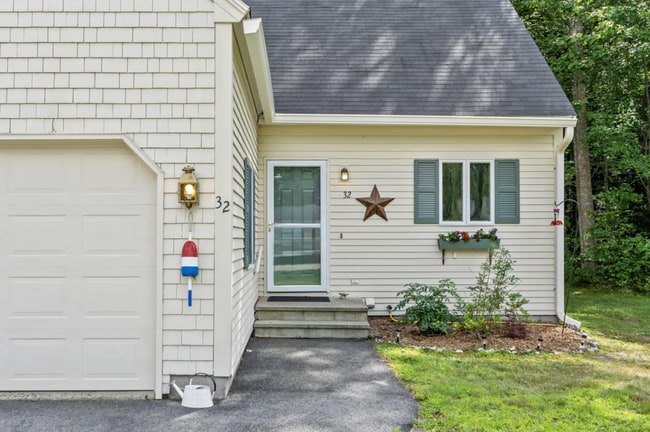 Foto del edificio - 32 Chickadee Ln