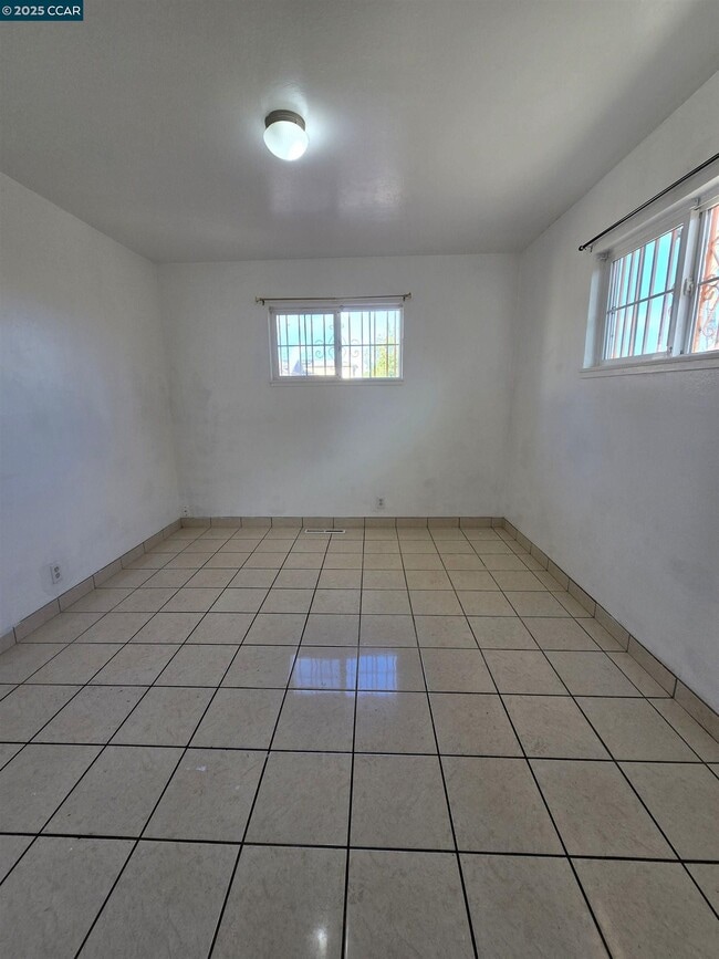 Foto del edificio - 2849 Rheem Ave