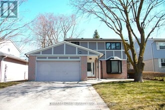 Building Photo - 417 Borden Ave