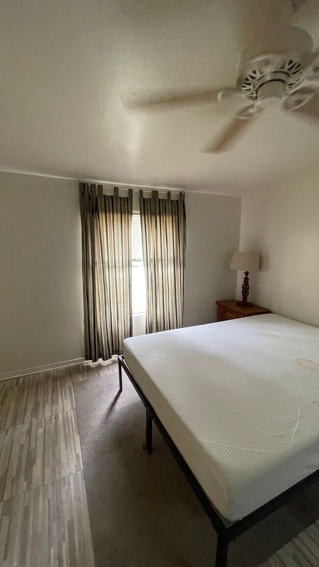 Foto del edificio - 146 Sandridge Ln