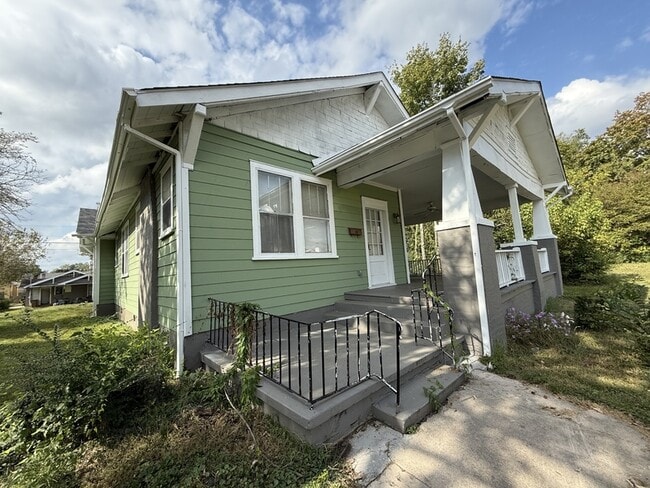 Photo - 3003 Martin Luther King Jr Ave House