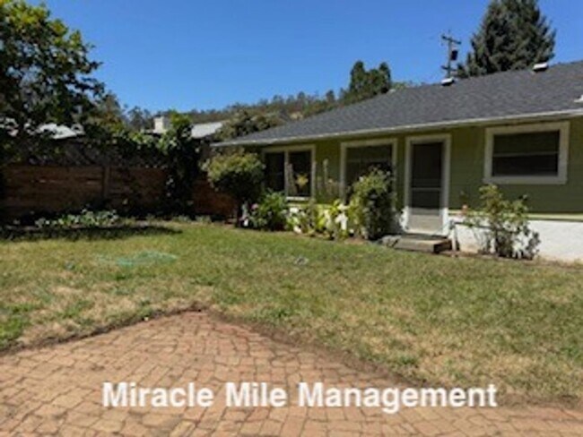 Foto del edificio - Charming Sun Valley Home with Wonderful Ou...