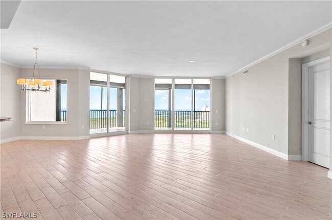 Foto del edificio - 23850 Via Italia Cir