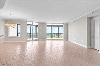 Building Photo - 23850 Via Italia Cir