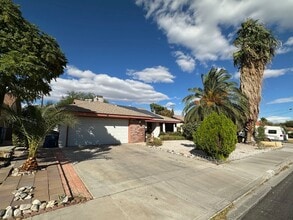Building Photo - 3408 El Cortez Ave
