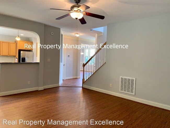 Building Photo - 4 br, 2.5 bath House - 86 Crest Circle