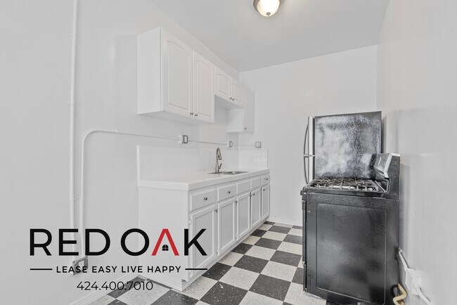 Foto del edificio - 854 S Oxford Ave